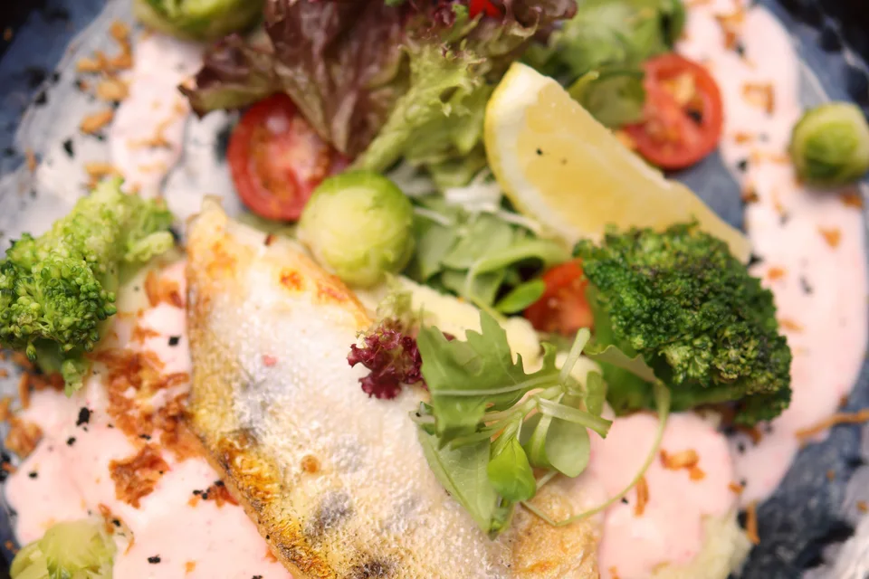 BookNoFees: Beispielfoto: Gegrillter Fisch