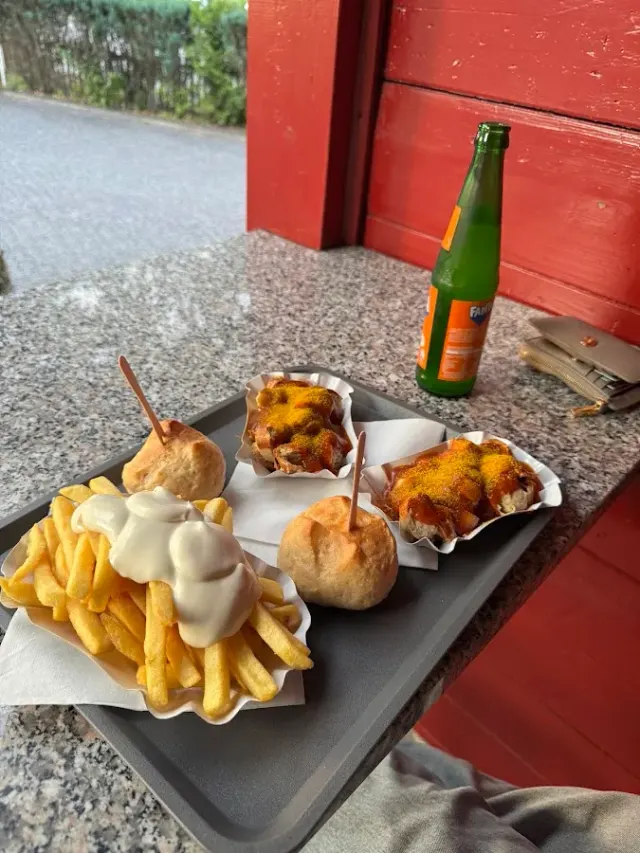 BookNoFees: Restaurant – Futterkrippe – Kreuztal – Futterkrippe, Foto 2
