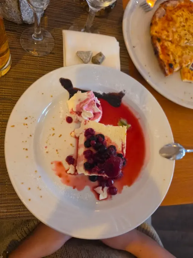 BookNoFees: Restaurant – Bänksken – Hattingen – Arbeitsplatte, Foto 2