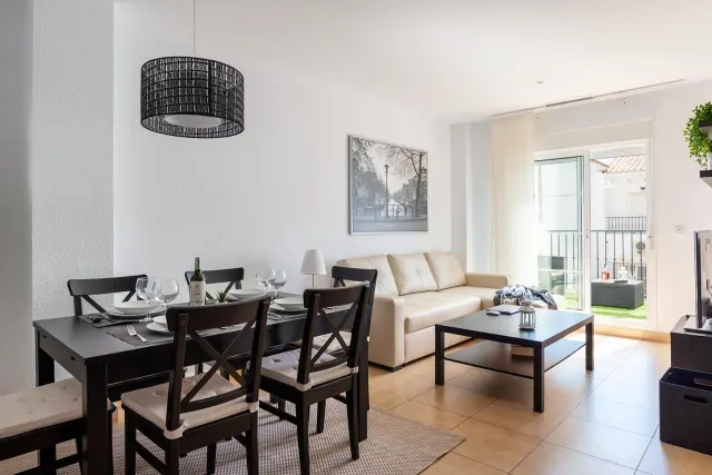 BookNoFees: Geräumiges, ruhiges Haus mit Terrassen und Swimmingpool – Vejer de la Frontera