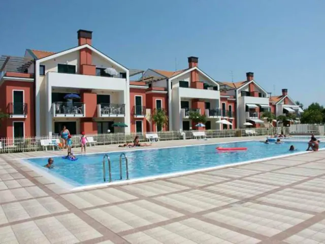BookNoFees: Geräumiges Apartment in einer ruhigen Wohnanlage mit Swimmingpool – Cavallino-Treporti