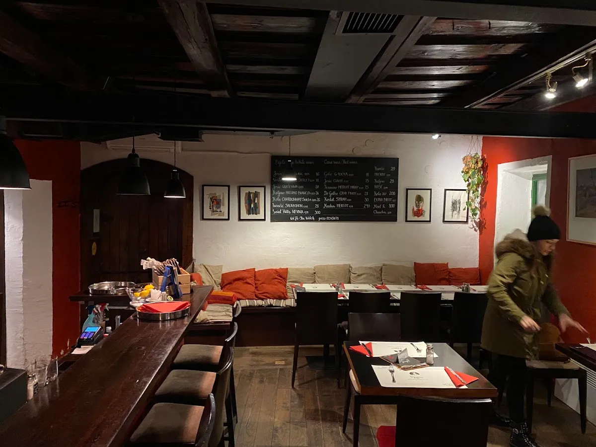 BookNoFees : Restaurant – Vještica – Zagreb – Sorcière, photo n° 1