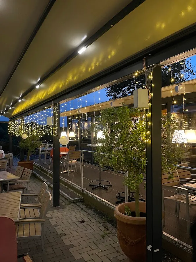 BookNoFees : Restaurant – Kolpinghaus Zum Hexenturm – Rüthen – Maison Kolping « Zum Hexenturm », photo n° 1