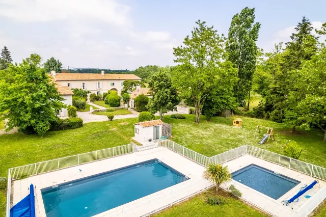 BookNoFees : location de vacances à Ronsenac – Casa Particular entière