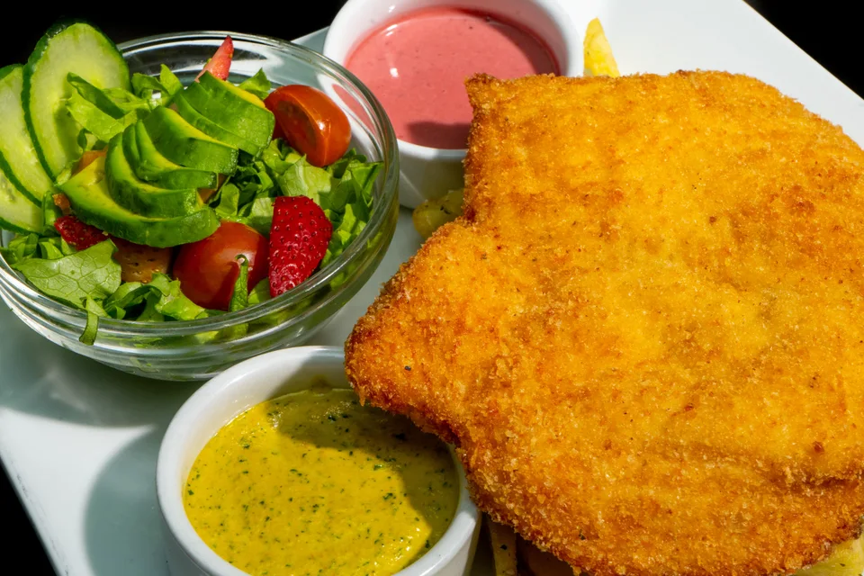 BookNoFees: Voorbeeldfoto: Gepaneerde schnitzel
