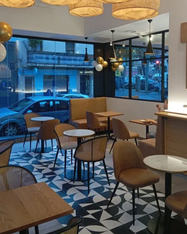 BookNoFees: Café – Granier – Madrid – Graanschuur, foto 2