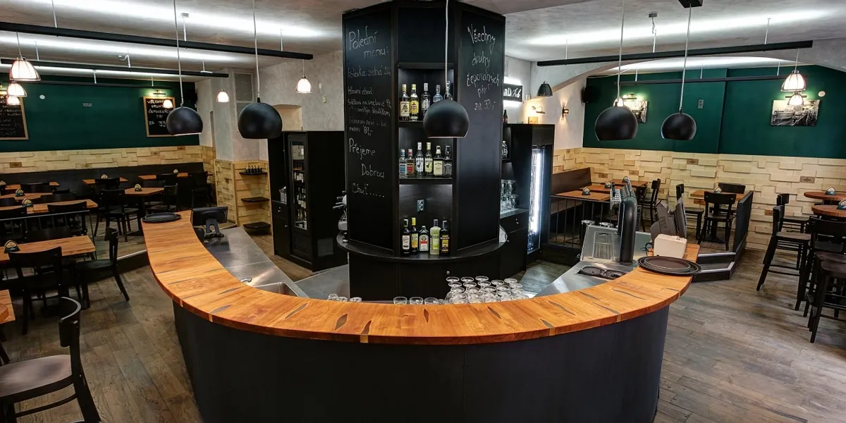 BookNoFees: Restaurant – Bernard Pub – Prague – Bernard Pub, foto 1