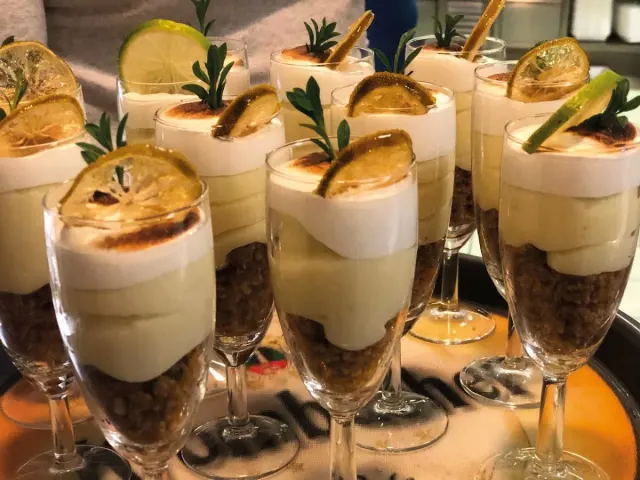 BookNoFees: Restaurant – Ahorn-Veranda – Neuenrade – Esdoornveranda, foto 2