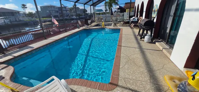 BookNoFees: Camper met zwembad in Hernando Beach – Hernando Beach FL.