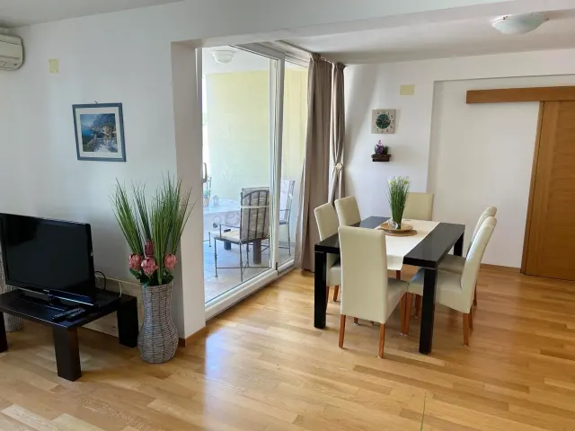 BookNoFees: vakantiehuis in Biograd na Moru – Appartement David
