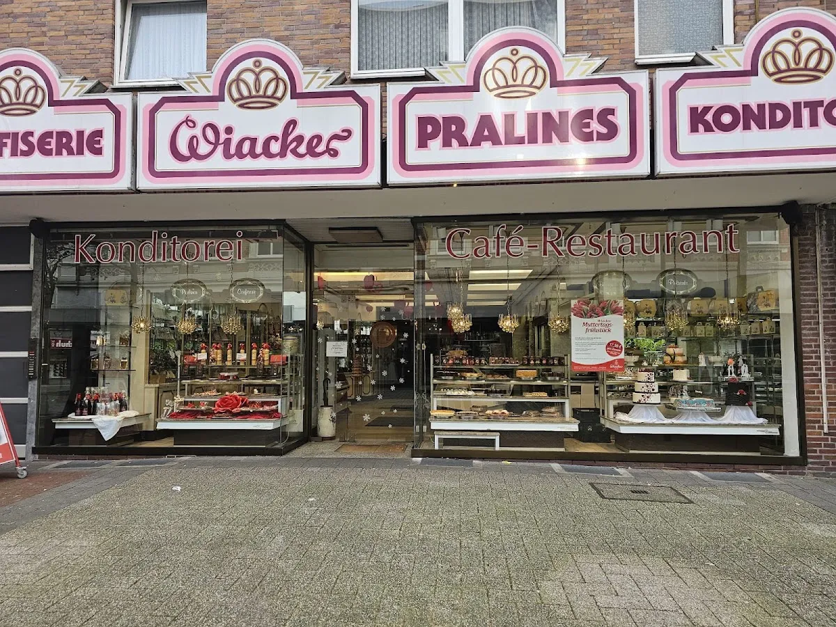 BookNoFees: Restaurant – Konditorei Café Wiacker – Herne – Banketbakkerij Café Wiacker, foto 1