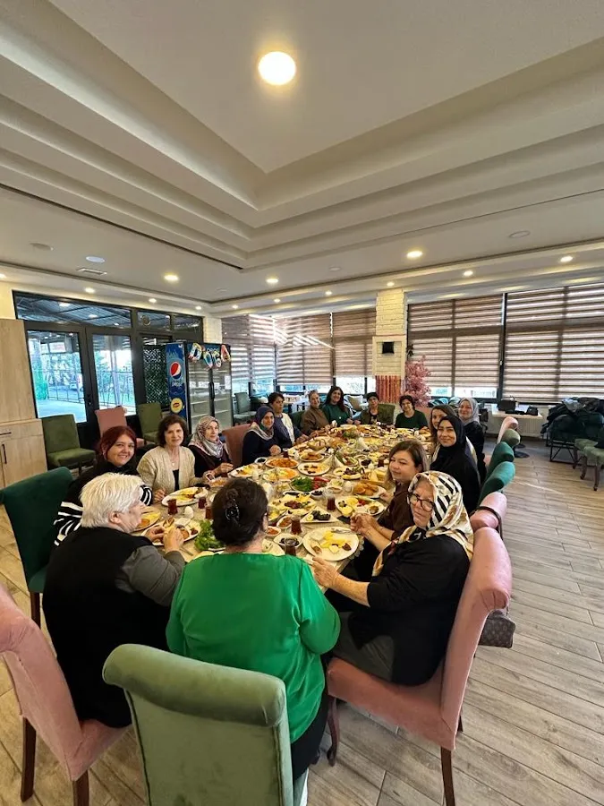 BookNoFees: Restaurant – Doğa Cafe Restaurant - Alev Hanım'ın Mutfağı – Istanbul – Doğa Café-Restaurant - De keuken van Alev Hanım, foto 1
