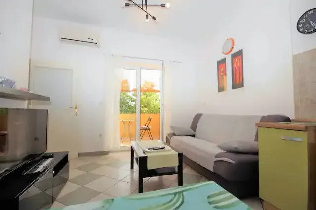 BookNoFees: Verzorgd vakantieappartement Nata vlak bij het strand – Fažana