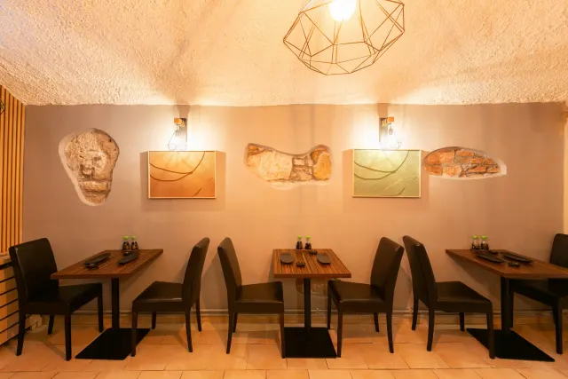 BookNoFees: Restaurant – Imperial Sushi – Prague – Imperial Sushi, foto 3