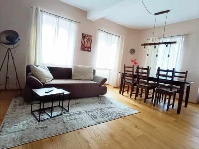 BookNoFees: Vakantieappartement bij het klooster - Fundering – Hornbach