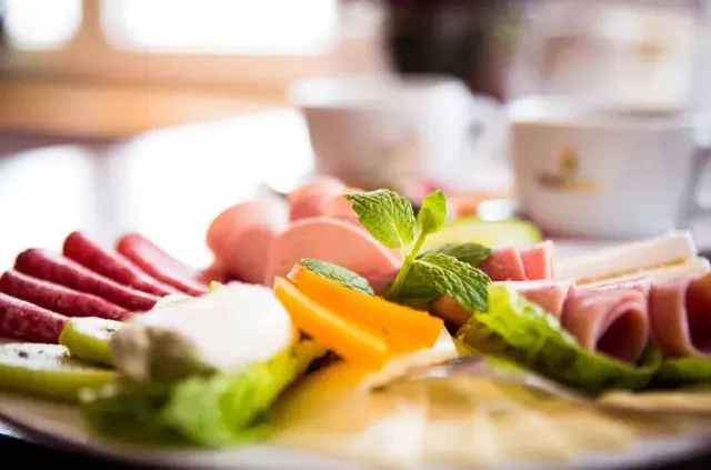 BookNoFees: Café – Café Zum kleinen Häuschen – Soest – Café Het Kleine Huisje, foto 2