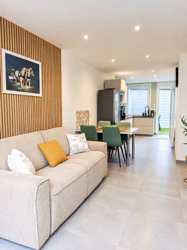 BookNoFees: Rustig appartement met eigen spa en garage – Calais