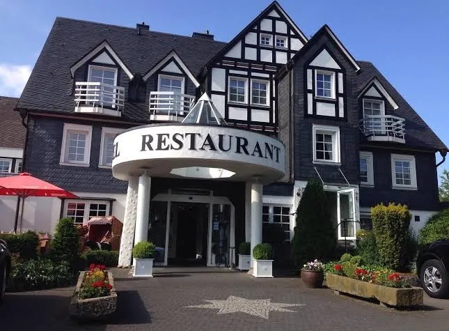 BookNoFees: Restaurant – Albus Panoramahotel – Olpe – Albus Panoramahotel, foto 1