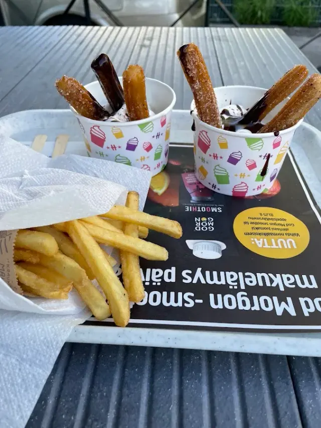 BookNoFees: Snackbar – Hesburger – Helsinki – Hesburger, foto 3