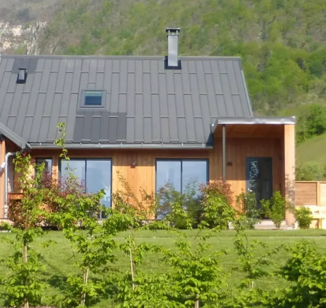 BookNoFees: vakantiehuis in St Pierre D'albigny – Ruime vakantiewoning – zwembad en uitzicht op de bergen in Savoie, 7 personen