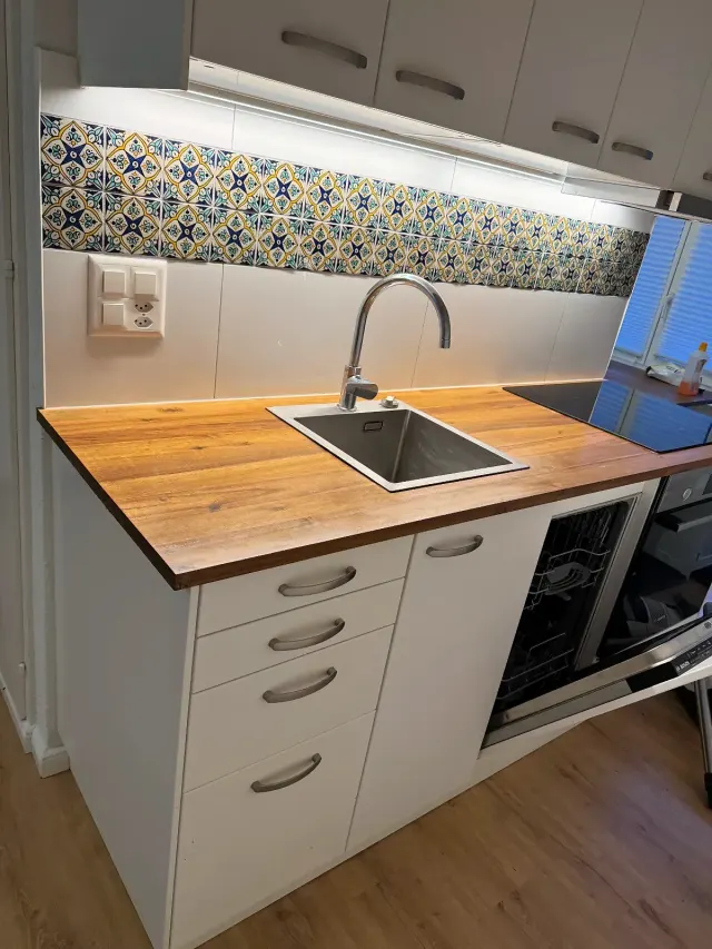 BookNoFees: vakantiehuis in Horn – Rustig appartement met één slaapkamer en een volledig uitgeruste keuken