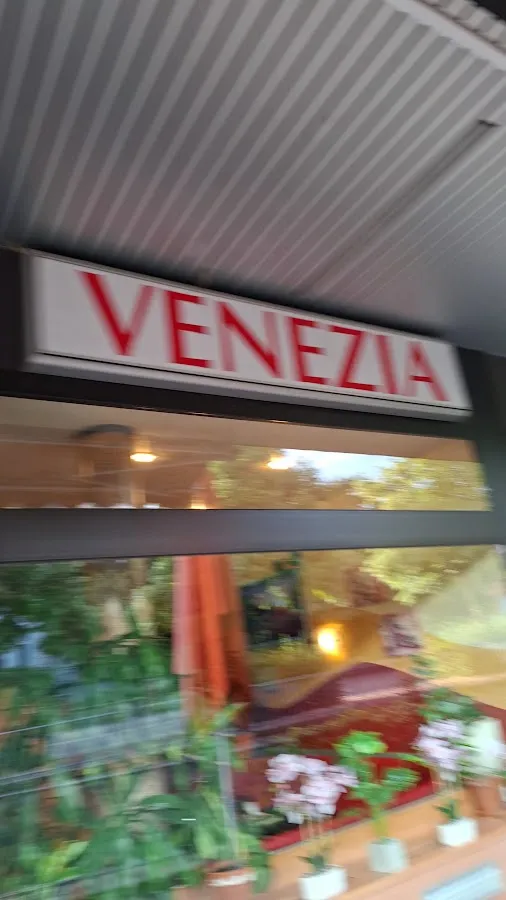 BookNoFees: Restaurant – Eiscafé Venezia – Hemer – Eiscafé Venezia, foto 3