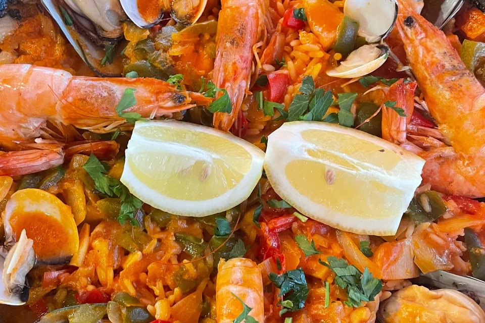 BookNoFees: Voorbeeldfoto: Paella